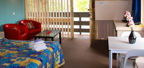 Jetty Motel - Australia Accommodation 0