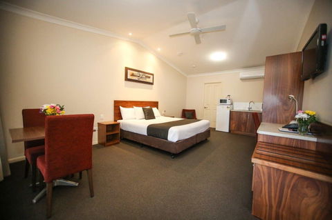 Roma Explorers Inn - Australia Accommodation 2