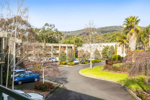 York On Lilydale Resort - Australia Accommodation 2