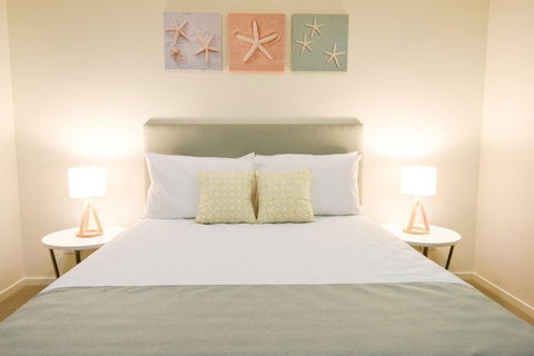 Direct Hotels - Breeze On Brightwater - Australia Accommodation 1