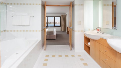 Crowne Plaza Perth - Australia Accommodation 13