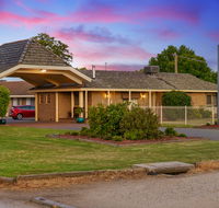Stagecoach Motel - Australia Accommodation