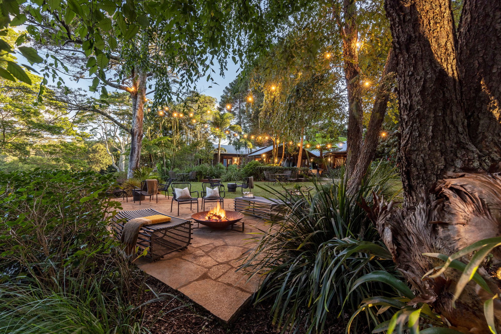 Crystal Waters QLD Australia Accommodation