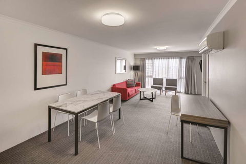 Adina Serviced Apartments James Court - Australia Accommodation 5