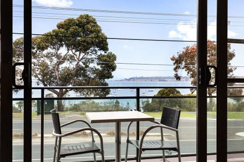 Quality Hotel Bayside Geelong - Australia Accommodation 17