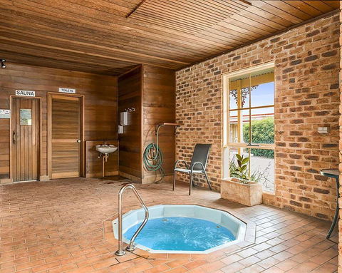 Quality Inn Colonial - Australia Accommodation 14