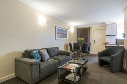 The Peninsula Riverside Apartments - Australia Accommodation 7