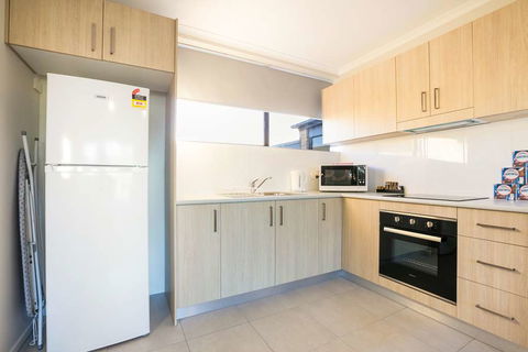 Kawana Waters Hotel By NightCap - Australia Accommodation 4