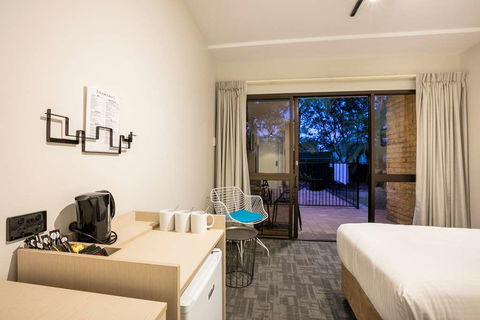Kawana Waters Hotel By NightCap - Australia Accommodation 8