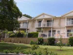 Aston Hill Motor Lodge - Australia Accommodation 0