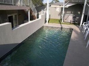 Aston Hill Motor Lodge - Australia Accommodation 2