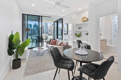 Arise On Hope Street - Australia Accommodation 2