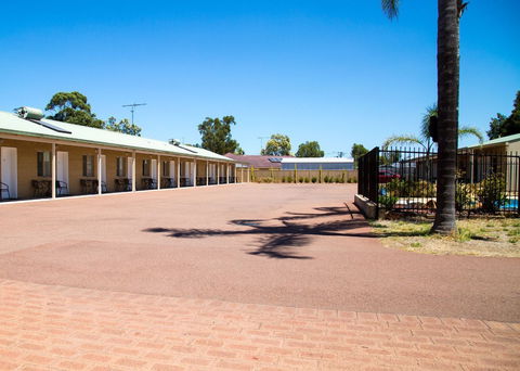Pinjarra Resort - Australia Accommodation 2
