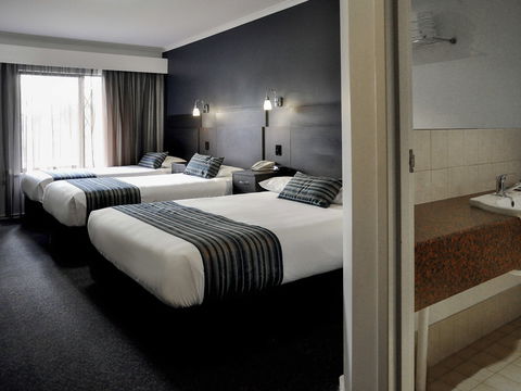 Ibis Styles Adelaide Manor - Australia Accommodation 1