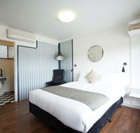 Siesta Central Apartments - Australia Accommodation