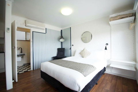 Siesta Central Apartments - Australia Accommodation 0