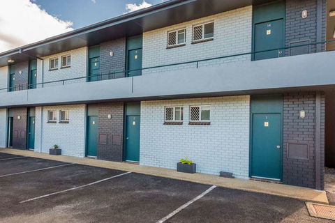 Comfort Inn All Seasons - Australia Accommodation 1