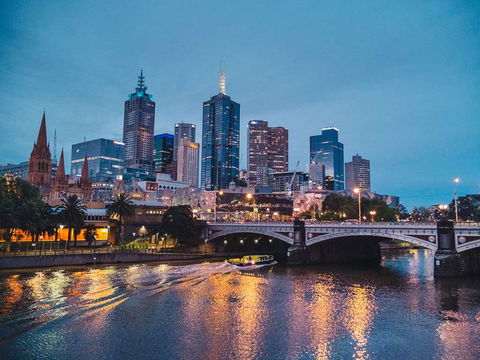 DoubleTree By Hilton, Flinders Street - Australia Accommodation 1