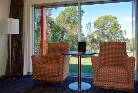 Alexandra Hills Hotel - Australia Accommodation 2