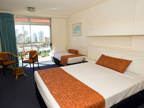 Islander Resort Hotel - Australia Accommodation 2
