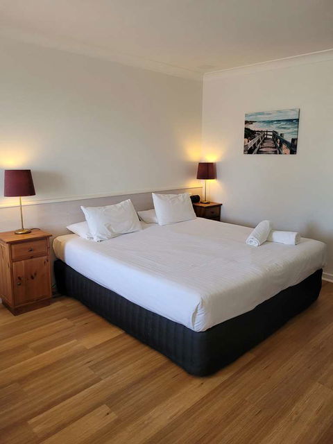 SureStay by BW The Clarence on Melville - Australia Accommodation 2