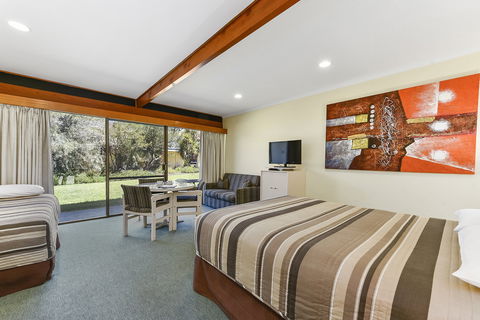 William Macintosh Motor Lodge - Australia Accommodation 8