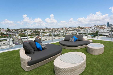 Alex Perry Hotel And Apartments - Australia Accommodation 16