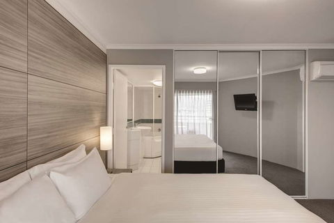Adina Serviced Apartments James Court - Australia Accommodation 10