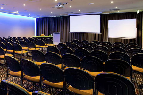 DoubleTree By Hilton Cairns - Australia Accommodation 10