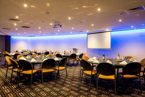 DoubleTree By Hilton Cairns - Australia Accommodation 12