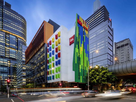 Ibis Sydney Barangaroo - Australia Accommodation 0
