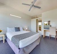 Camelot Motel - Australia Accommodation