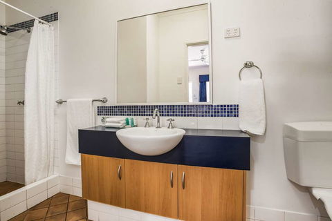 Karratha Central Apartments - Australia Accommodation 2