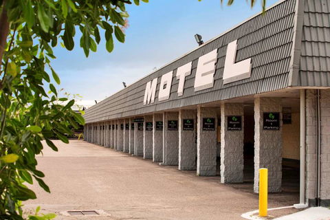 Dalrymple Motel - Australia Accommodation 0