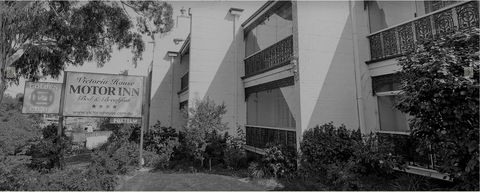 Victoria House Motor Inn - Australia Accommodation 2
