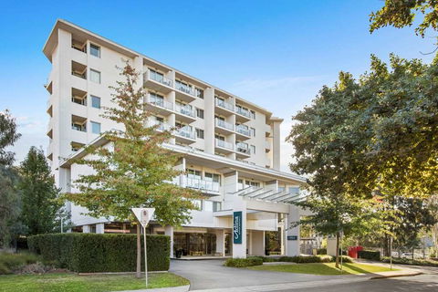 Adina Serviced Apts Canberra Dickson - Australia Accommodation 2