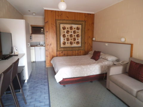 Yarragon Motel - Australia Accommodation 0