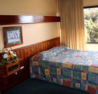 Village Family Motor Inn - Australia Accommodation