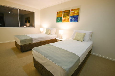 Direct Hotels - Breeze On Brightwater - Australia Accommodation 0
