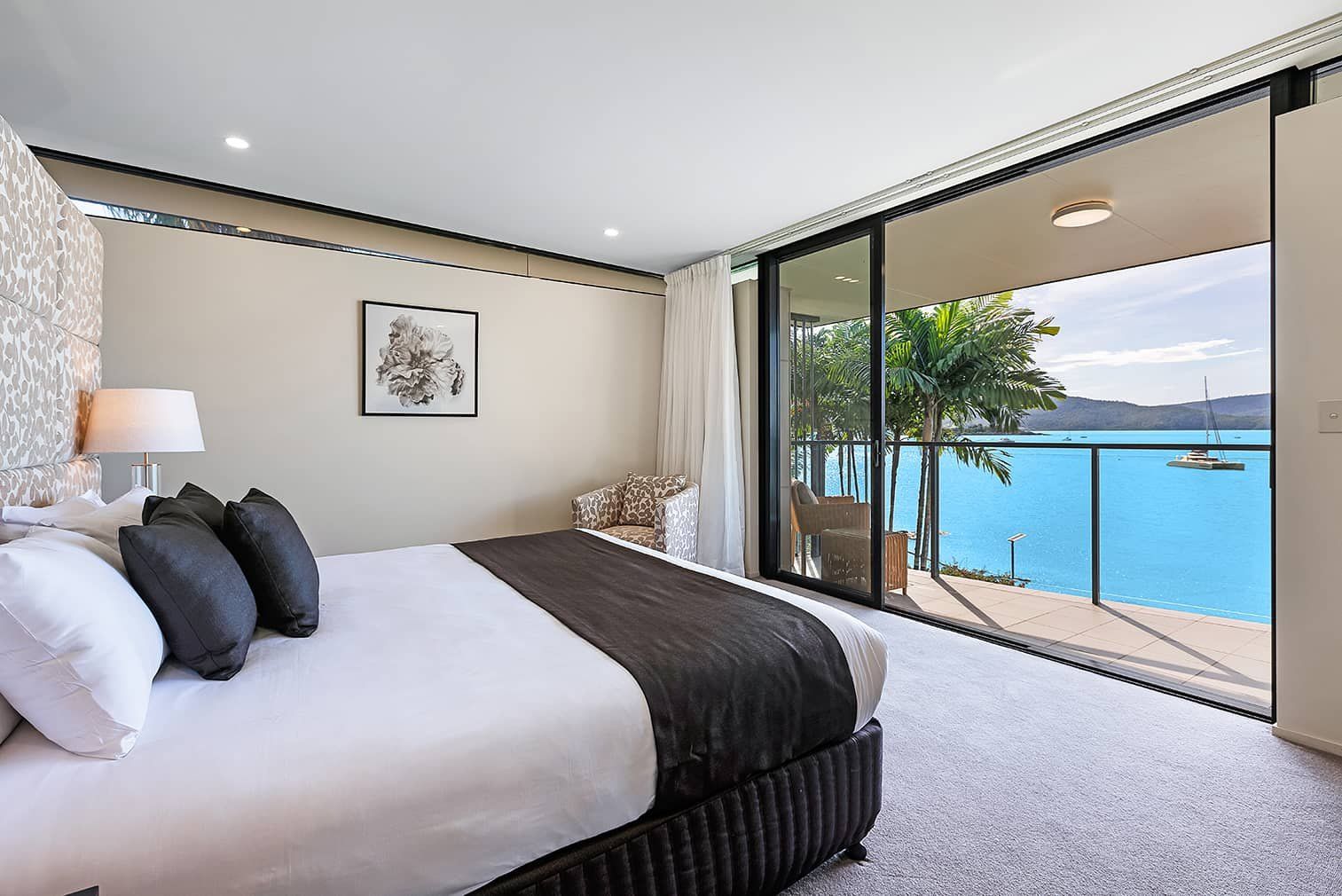 Cannonvale QLD Australia Accommodation