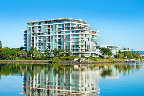 ULTIQA Freshwater Point Resort - Australia Accommodation 1