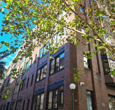 Regents Court - Australia Accommodation 0