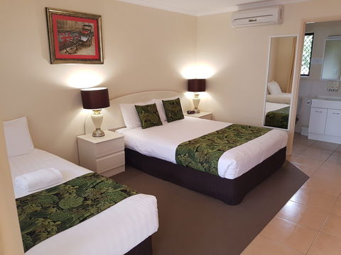 The Palms Motel, Chinchilla - Australia Accommodation 1