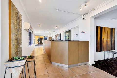 Comfort Inn Manhattan - Australia Accommodation 2