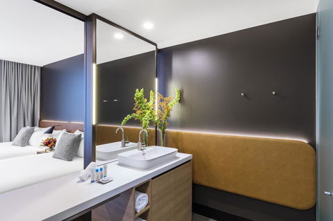 Vibe Hotel Canberra - Australia Accommodation 16