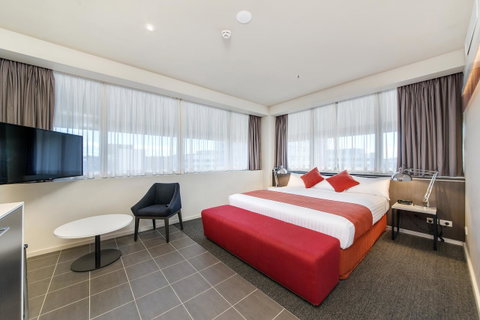 Abode Woden - Australia Accommodation 24