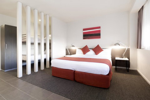 Abode Woden - Australia Accommodation 20