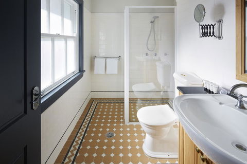 Brassey Hotel - Managed By Doma Hotels - Australia Accommodation 10