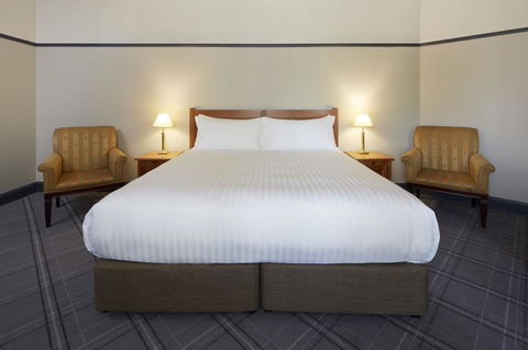 Brassey Hotel - Managed By Doma Hotels - Australia Accommodation 8