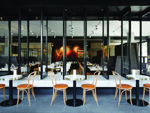 Brassey Hotel - Managed By Doma Hotels - Australia Accommodation 24